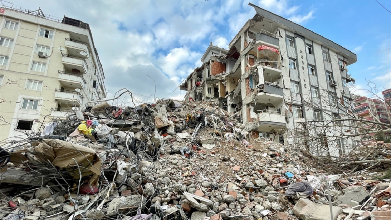 The Guardian: Türkiye ve Suriye’yi yıkan depreminin etkileri