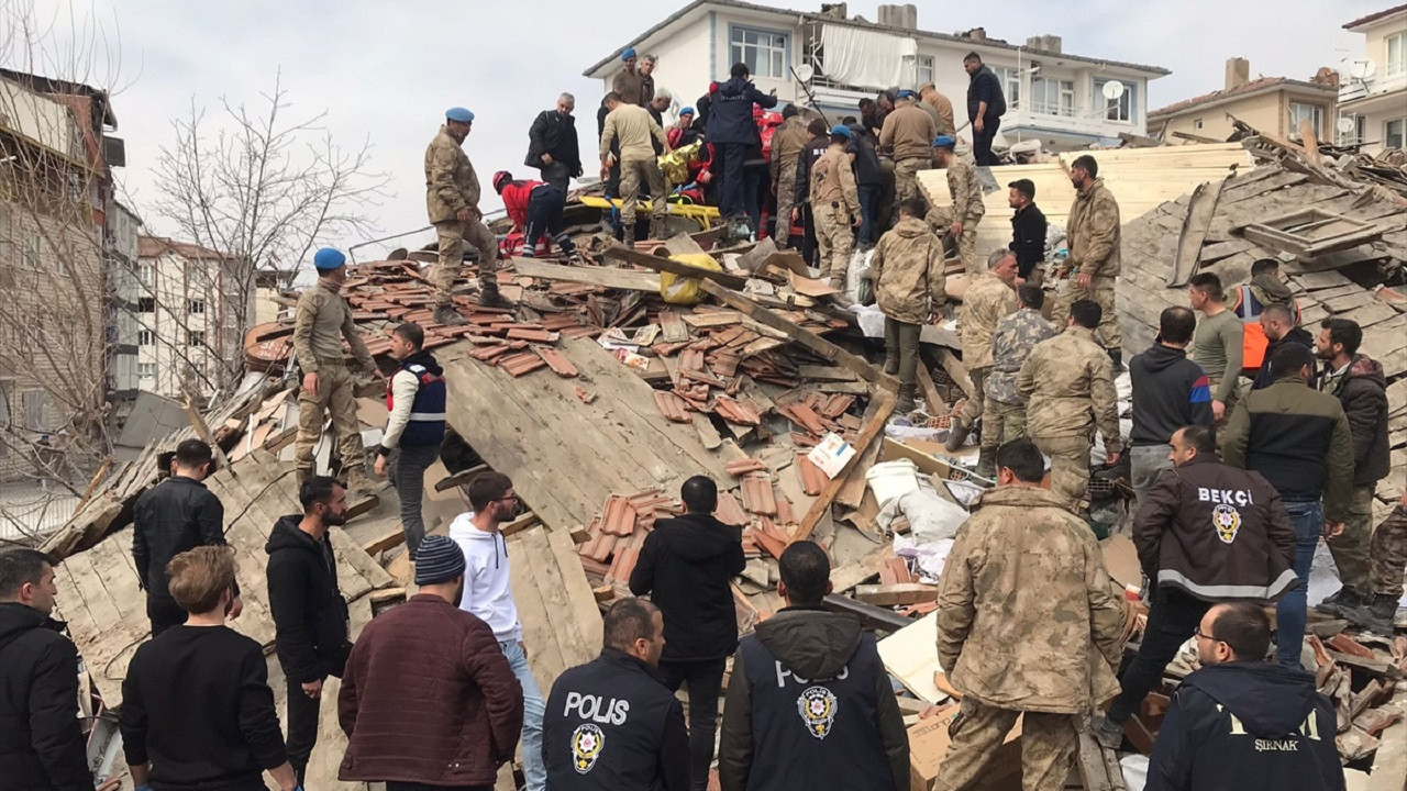 AFAD: Malatya depreminde hayatını kaybedenlerin sayısı 2'ye yükseldi