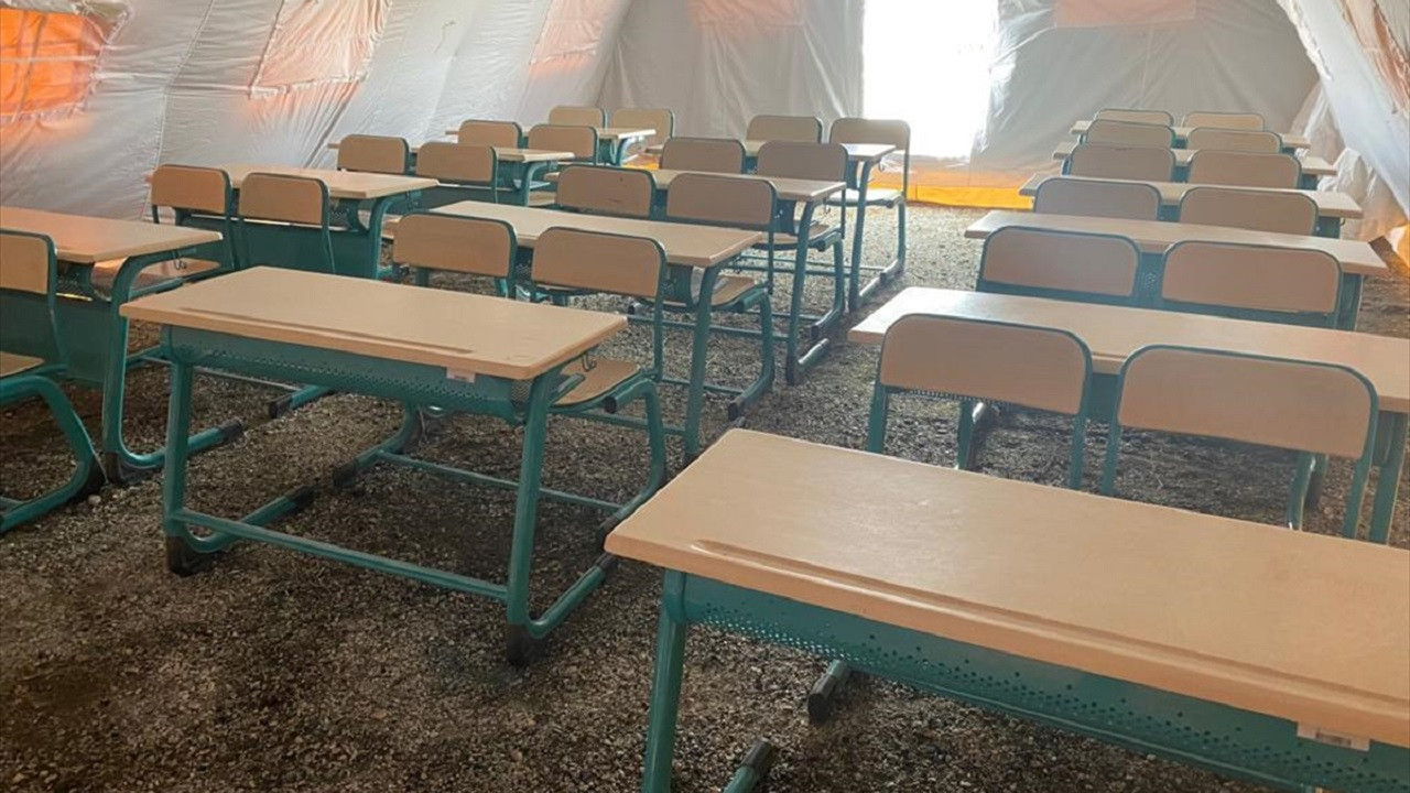 MEB deprem bölgesinde LGS ve YKS hazırlık kursları açıyor
