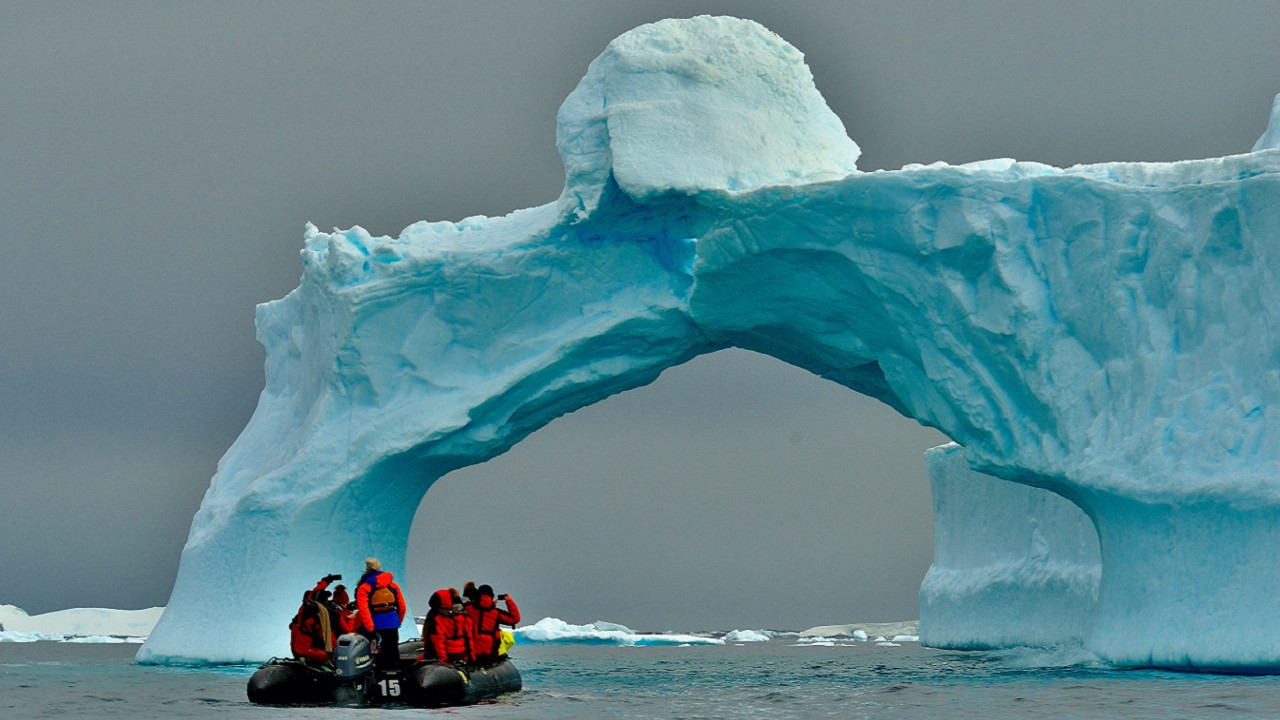 Antarktika deniz buzunda görülen rekor erime uzmanları korkuttu