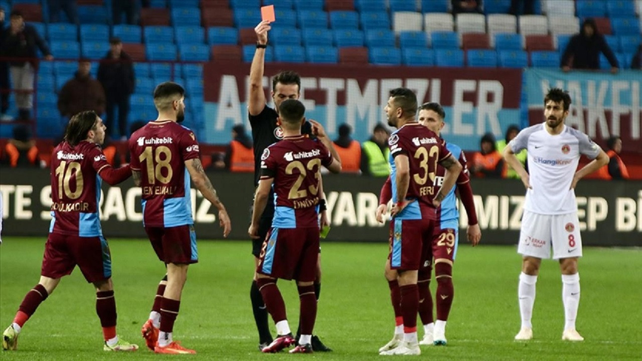 Trabzonspor şampiyon olduğu geçen sezonu arıyor