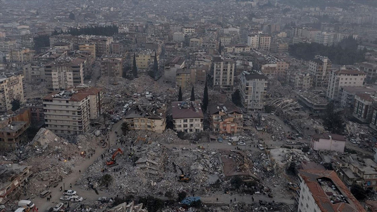 Bakan Kurum: Deprem felaketinde can kaybı 47 bin 932'ye yükseldi