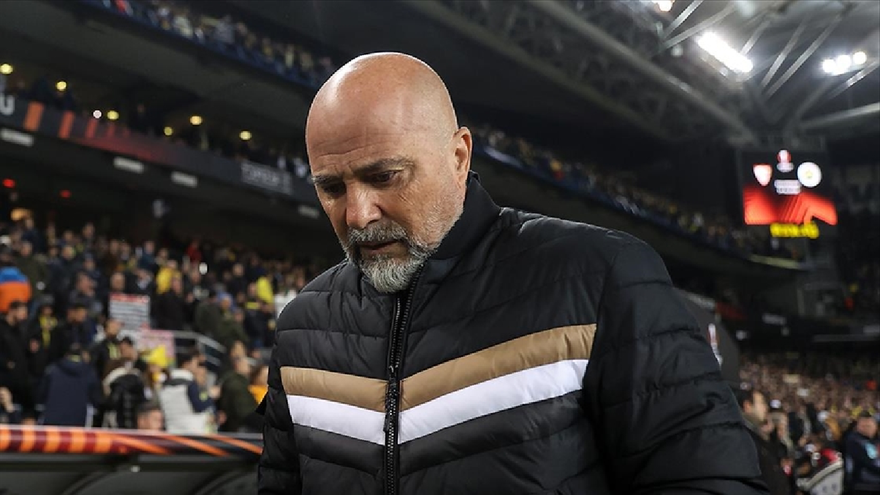 Sevilla teknik direktör Sampaoli'nin görevine son verdi