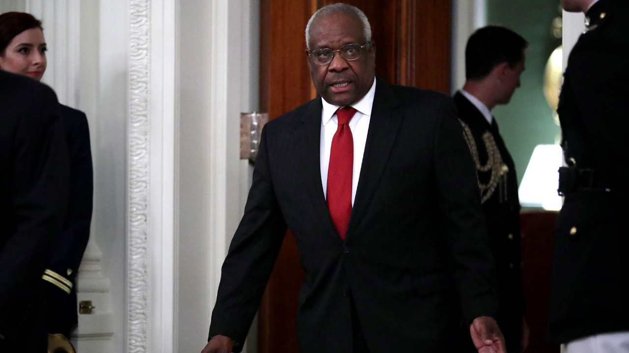 Clarence Thomas: Lüks seyahatlerini bildirmek zorunda değilim