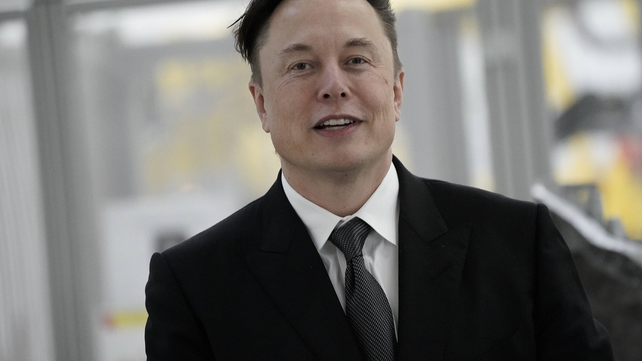 Elon Musk yeni yapay zeka şirketi X.AI'yı kurdu