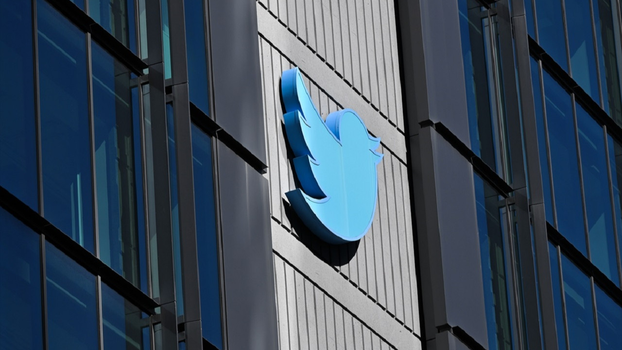 Twitter, Fransa'da 3 hesabı hükümetçe fonlanan medya olarak etiketledi