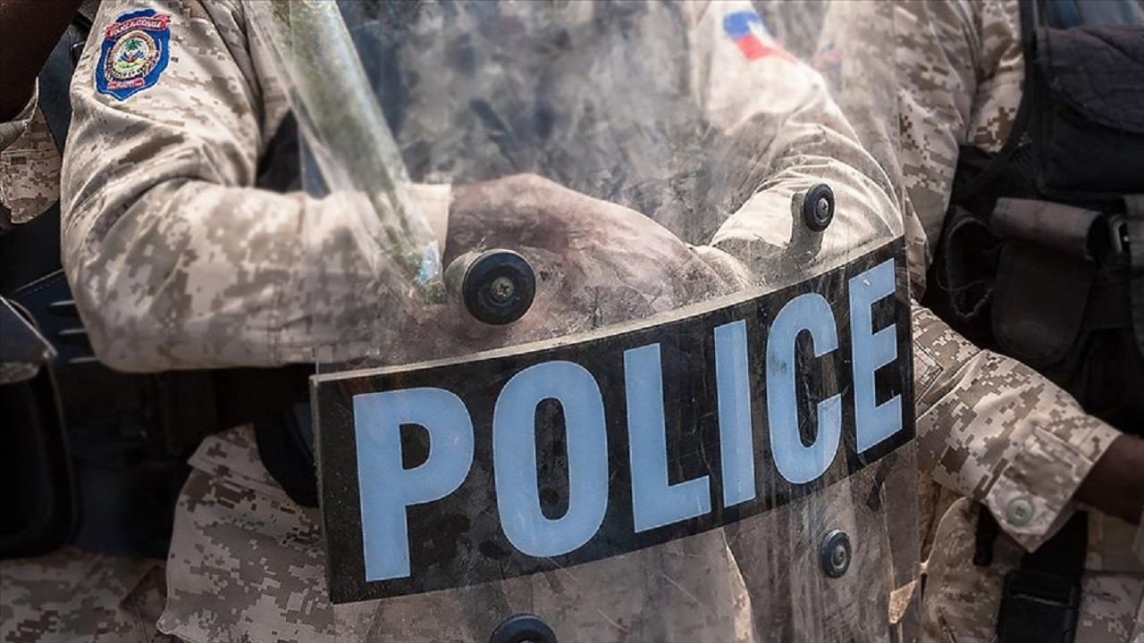 Haiti'de kaos yayılıyor: Kenya polis göndermekten vazgeçti