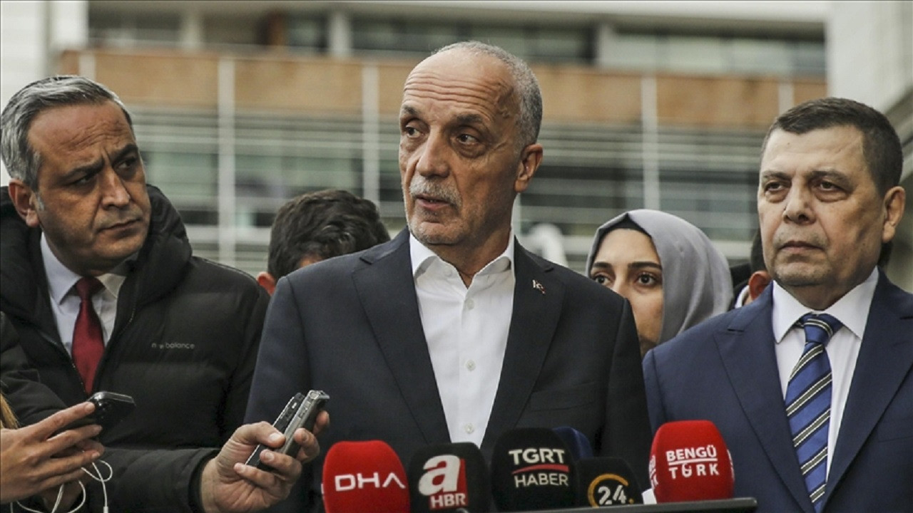 Türk-İş Başkanı Ergün Atalay: Kamu işçisine zammı seçimden önce bitirebiliriz