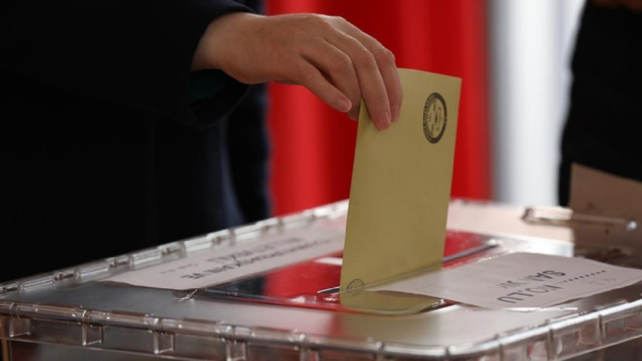 Yurt dışında 14 Mayıs seçimleri için oy kullanan seçmen sayısı 1 milyonu aştı