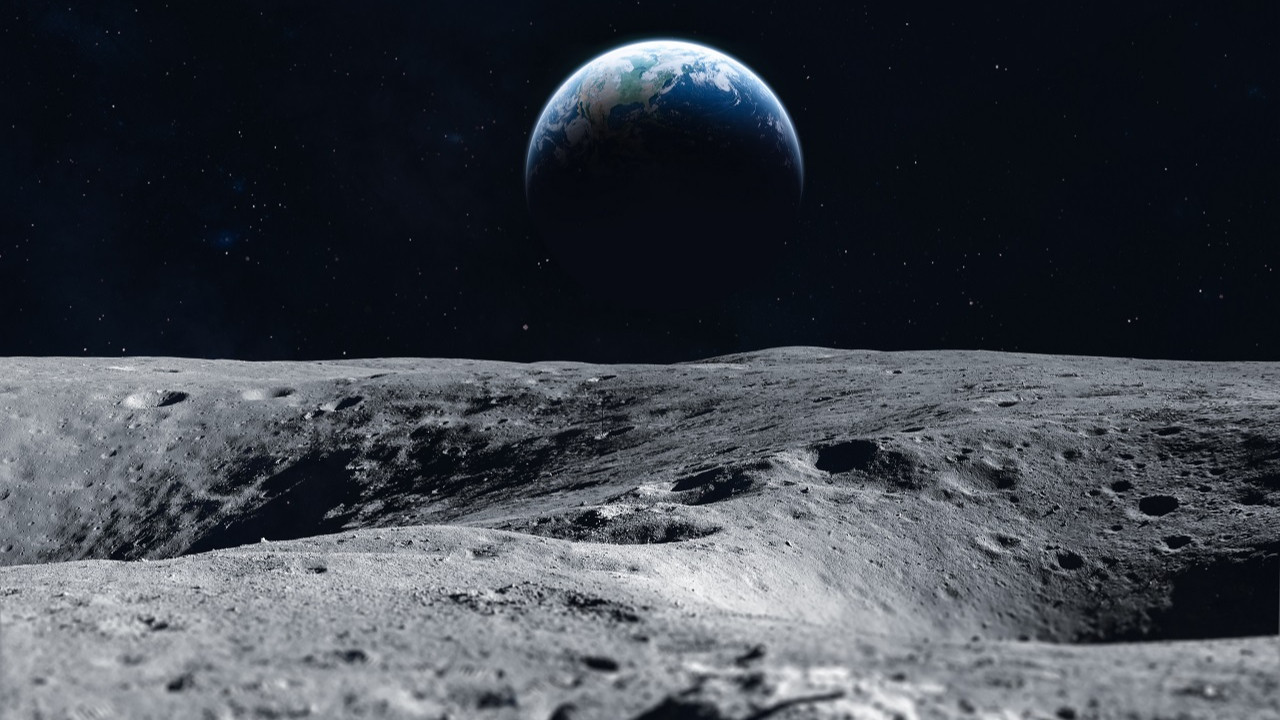 Uzay yarışı kızışıyor: Çoğu şirket Ay topraklarına hakim olmak istiyor