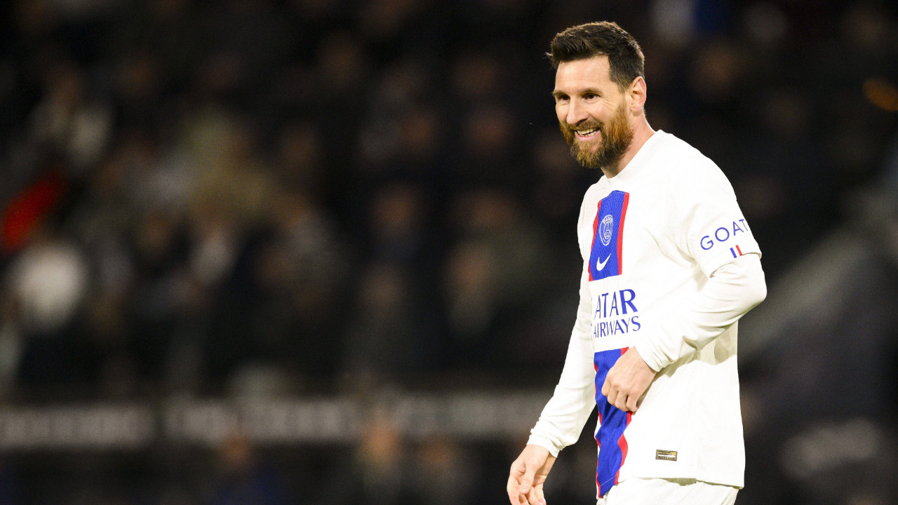 PSG'nin kadro dışı bıraktığı Lionel Messi 400 milyon dolara Suudi Arabistan'a gidiyor