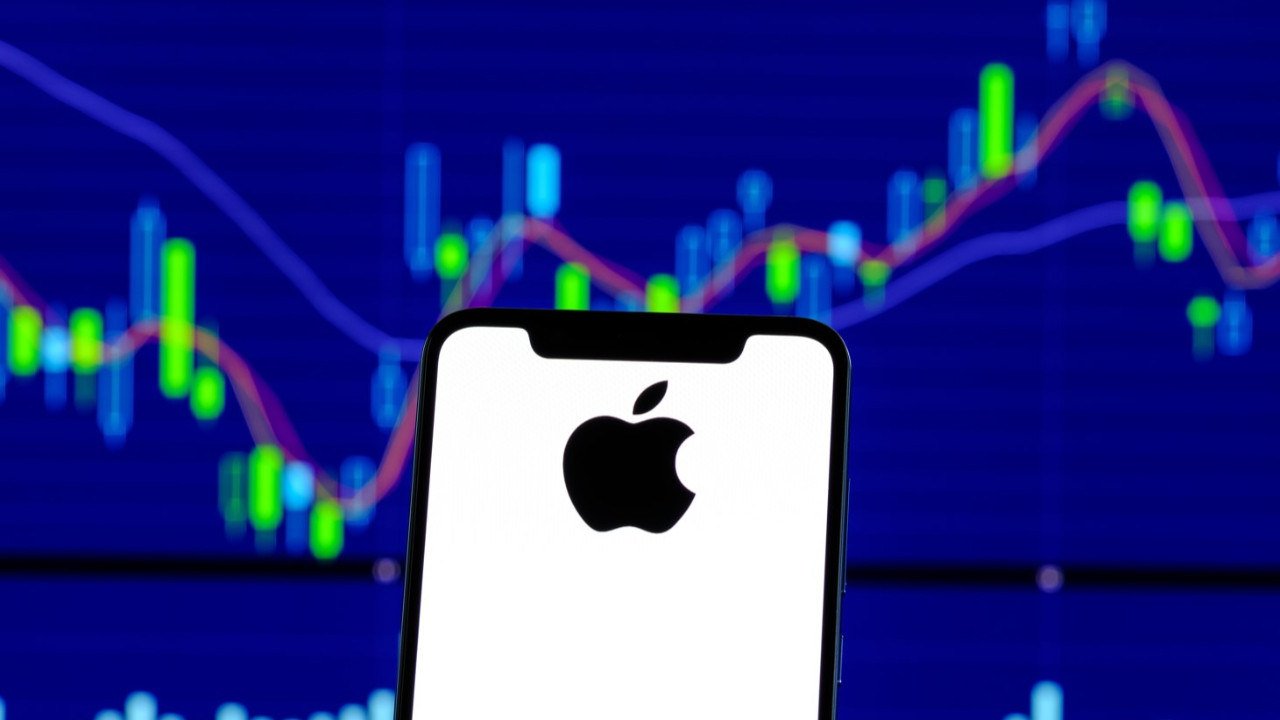 Apple'ın bilançosu hisseleri dokuz ayın en yüksek seviyesine çıkardı