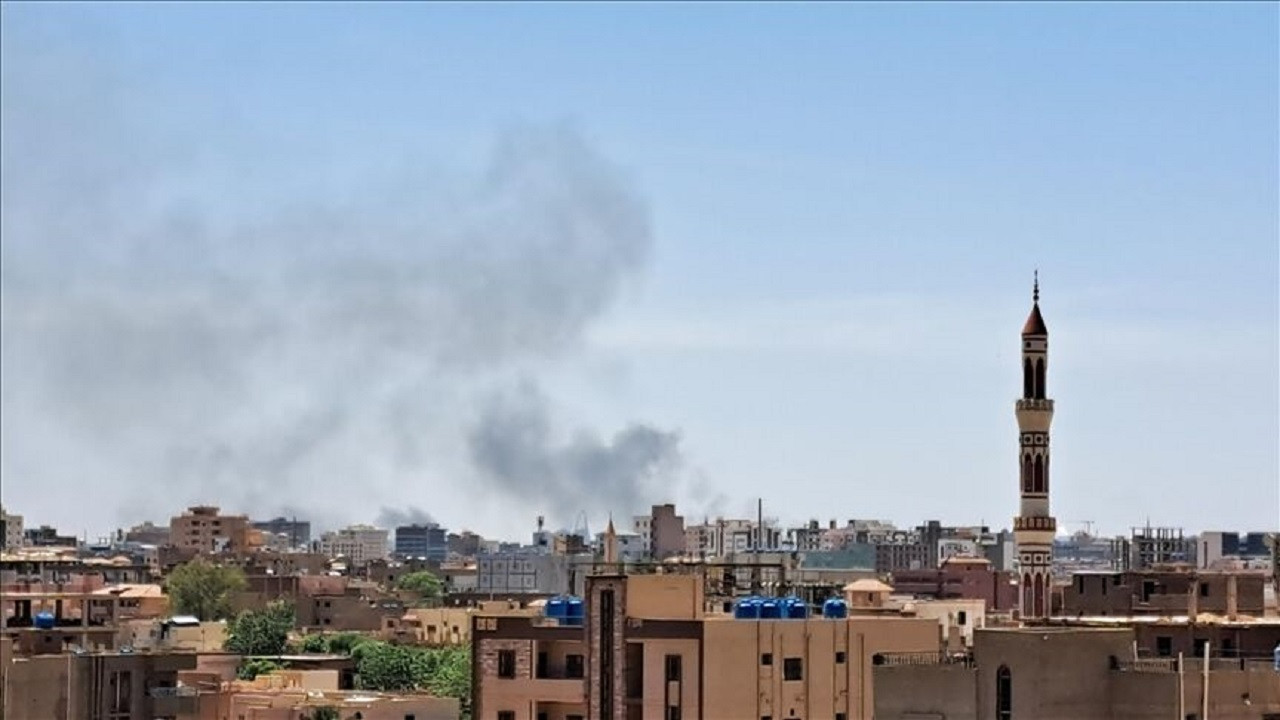 Sudan'da, Türkiye büyükelçilik aracına silahlı saldırı