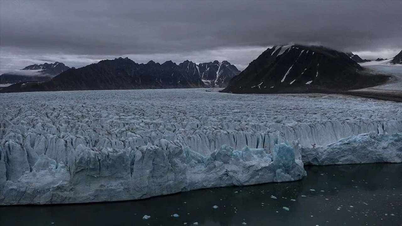 Araştırma: Gelgitler buzulların erimesini hızlandırıyor