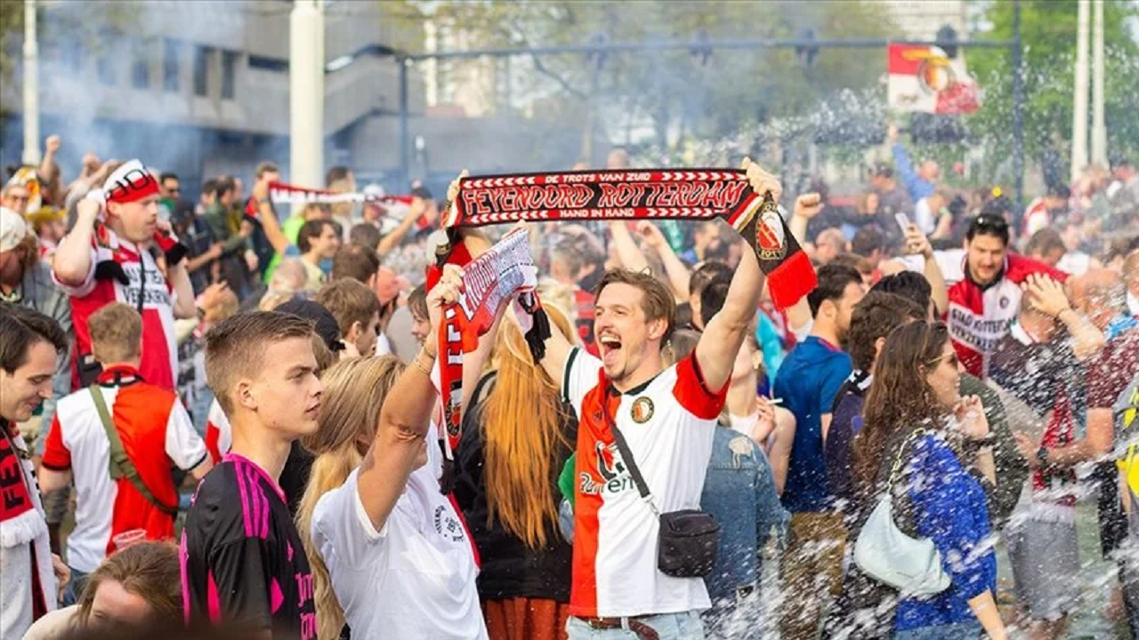 Orkun Kökçü mutlu sona ulaştı: Hollanda'da şampiyon Feyenoord