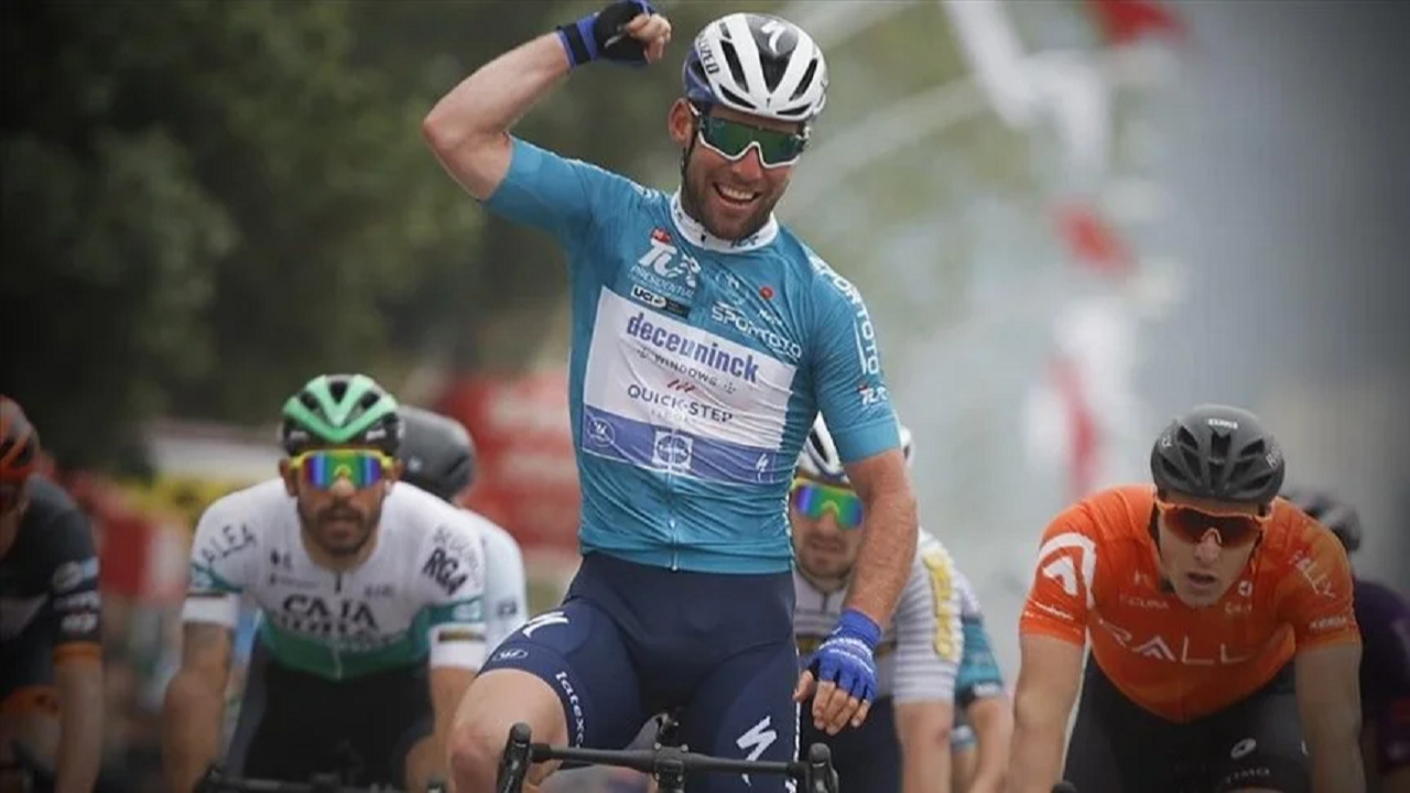 Rekortmen bisikletçi Mark Cavendish sezon sonunda emekliye ayrılacak