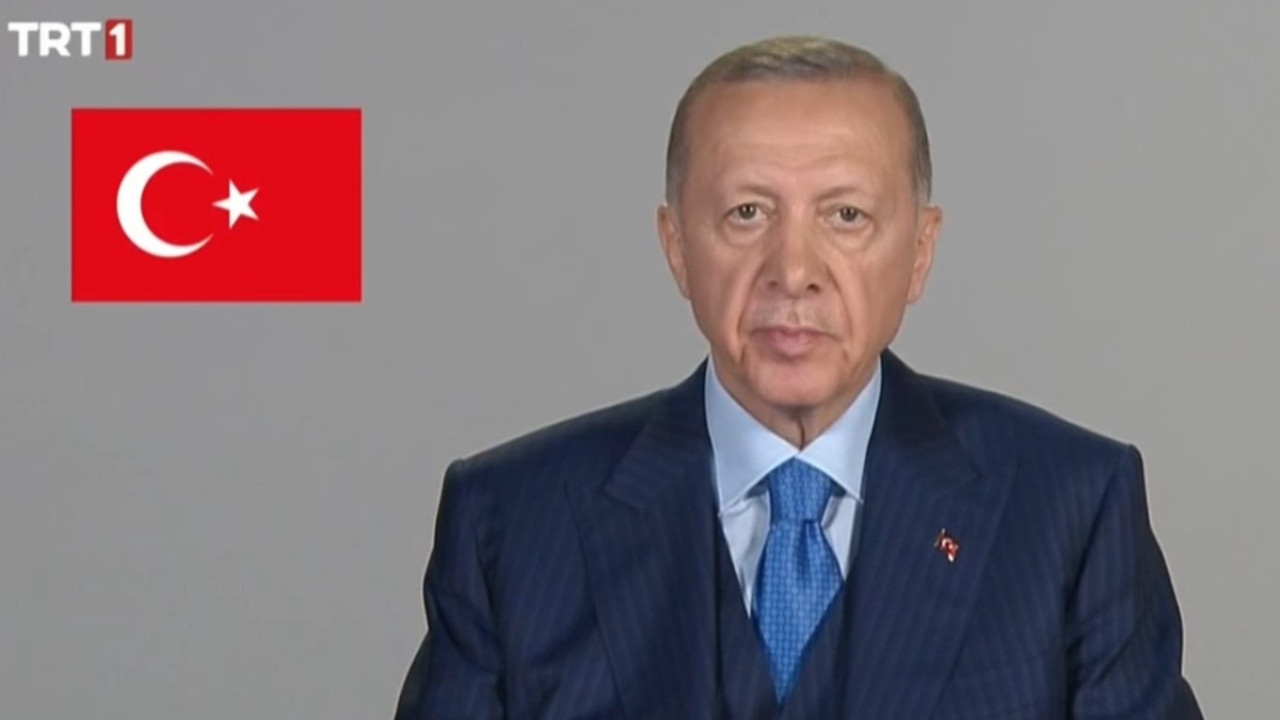 Erdoğan TRT'de konuştu: Kendilerine inanan masumları kandırmak için saatlerce ekran önündeler