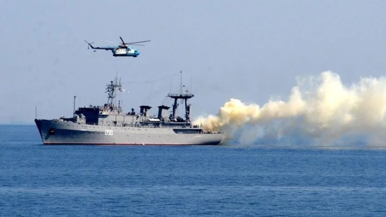 Rusya Savunma Bakanlığı: Ukrayna TürkAkım ve Mavi Akım'ı koruyan Rus  gemisine saldırdı