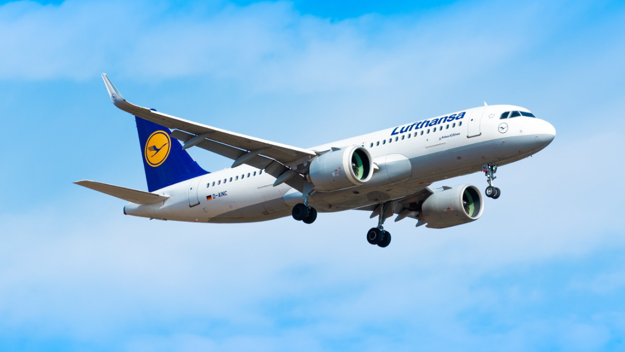 Lufthansa İtalya'nın bayrak taşıyıcı hava yolu şirketi ITA'nın azınlık hisselerini satın alıyor
