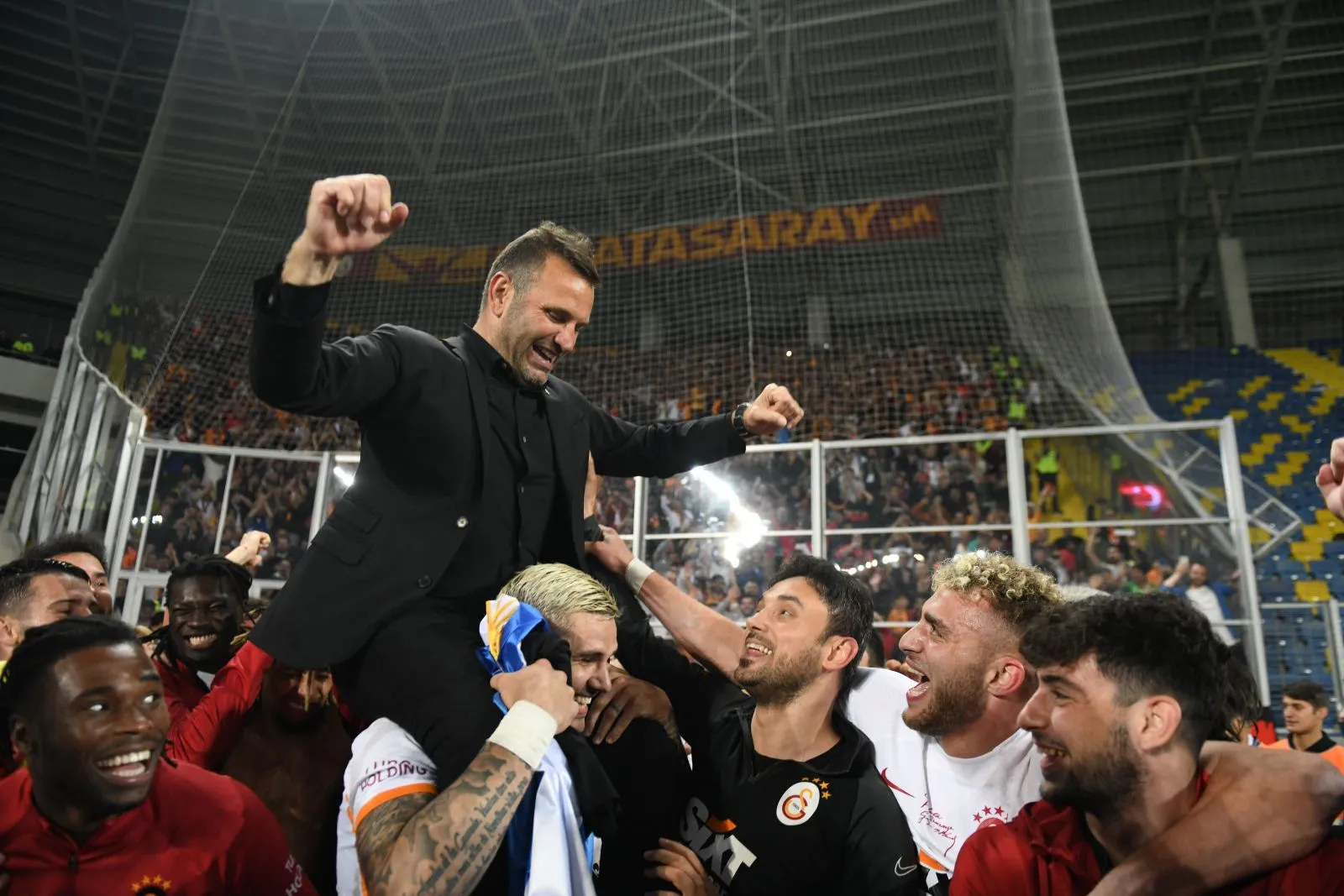 Galatasaray'da şampiyonluk kutlamaları başladı
