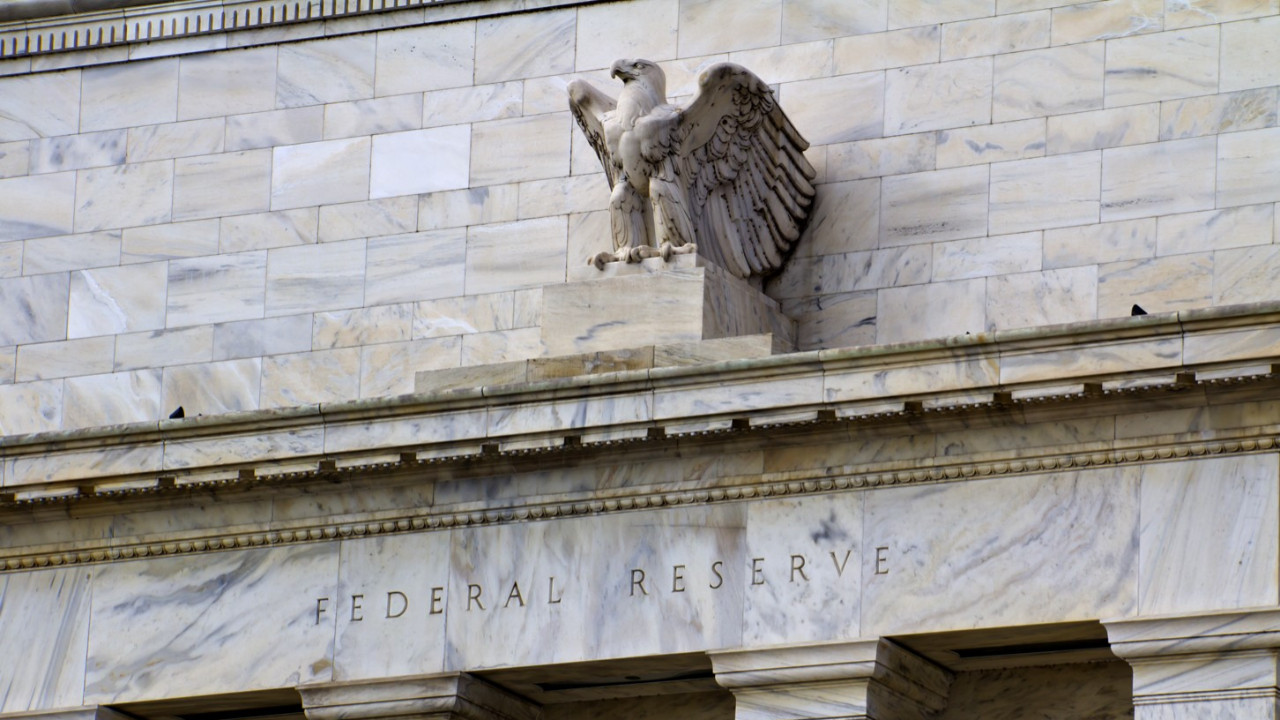 ABD Eski Hazine Bakanı Summers: Fed Temmuz'da faiz artışına gitmeli