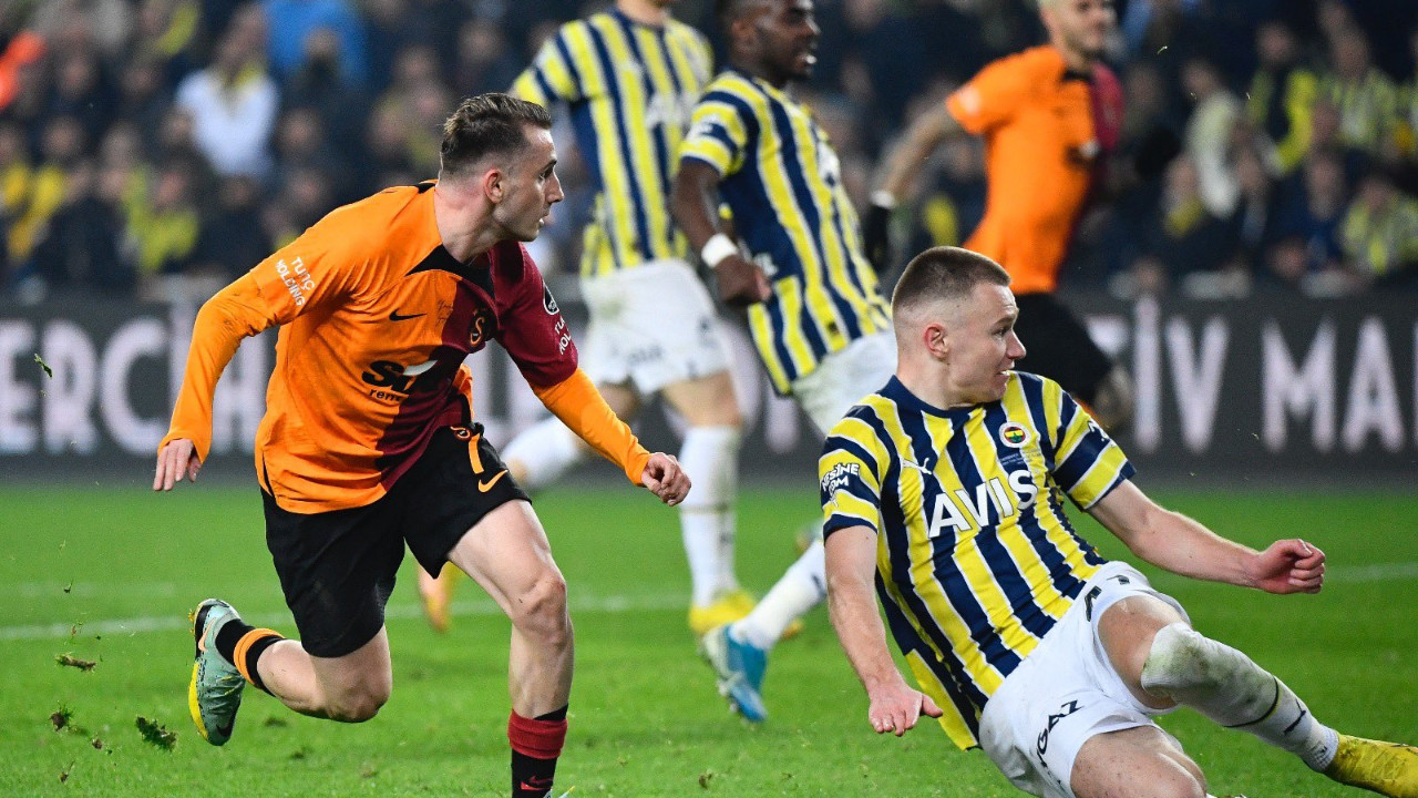 Galatasaray içeride, Fenerbahçe dışarıda etkili