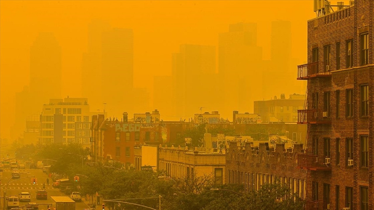 Kanada'daki orman yangınları kaynaklı duman nedeniyle New York'ta bazı okullar tatil edildi