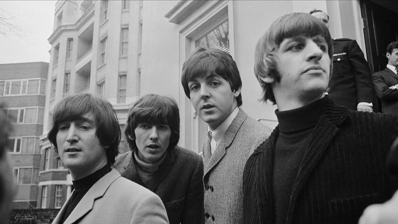 Paul McCartney'nin yeni kitabı satışa çıktı: The Beatles'ın hiç yayınlanmamış fotoğrafları yer alıyor