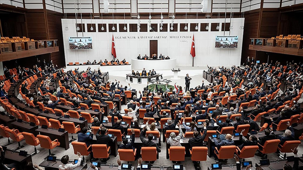 AKP, CHP, MHP, Yeşil Sol Parti, İYİ Parti ve SP’den ortak bildiri
