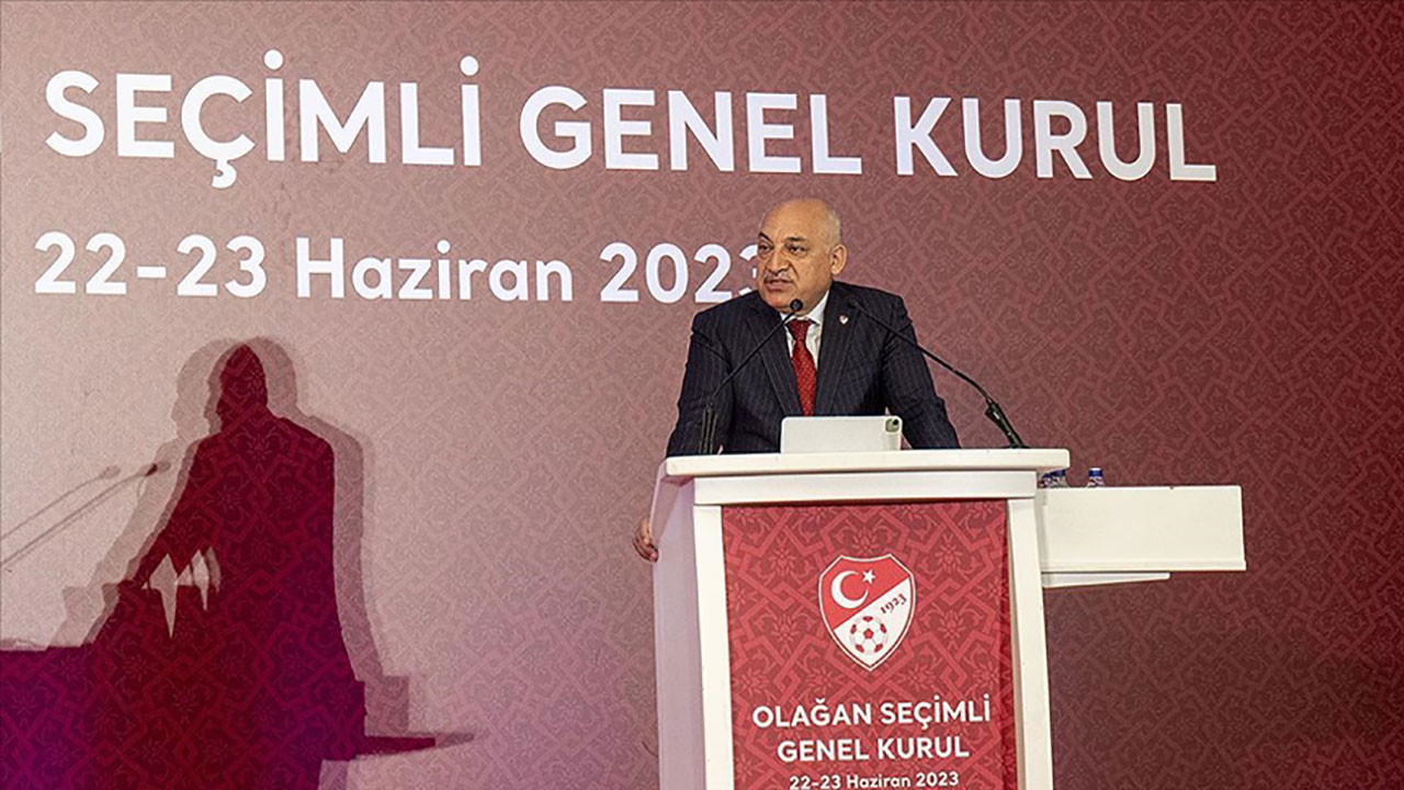 Mehmet Büyükekşi 4 yıl için yeniden TFF Başkanı seçildi