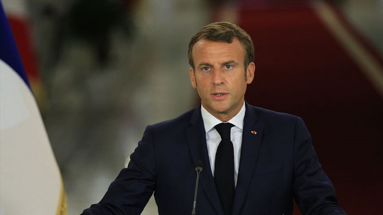Fransa Cumhurbaşkanı Macron: Ebeveynler gençleri evde tutmalı