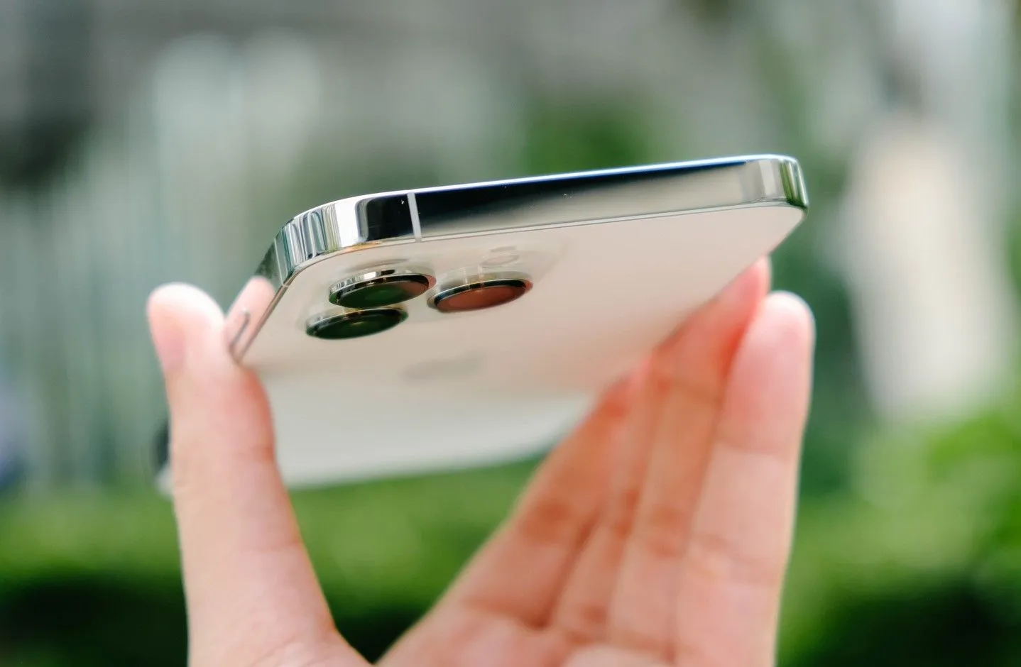 Apple'ın sürprizi internete sızdı: iPhone'larını yere düşürenler için yeni dönem başlıyor