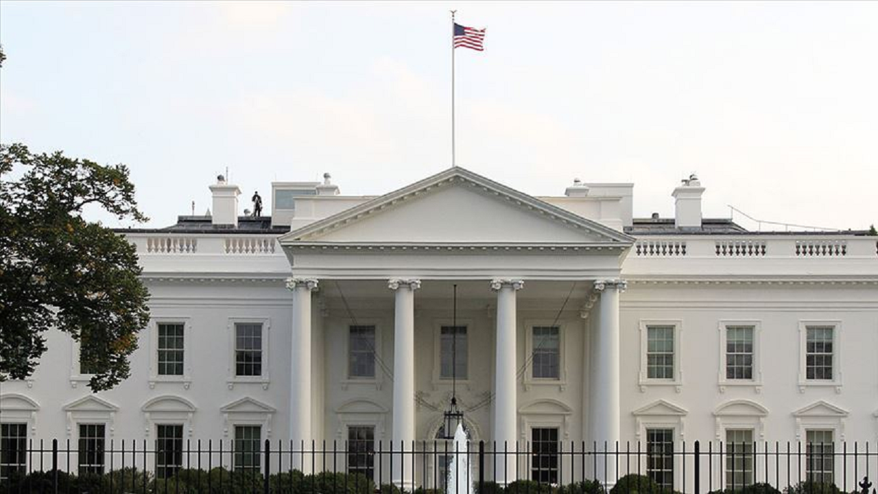 Beyaz Saray ABD ekonomisinin bu yılki bütçe açığı beklentisini düşürdü