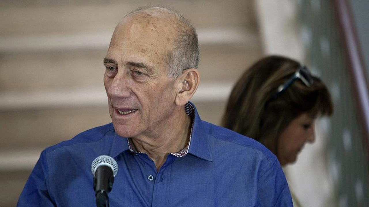 İsrail eski Başbakanı Olmert: İç savaşa doğru gidiyoruz