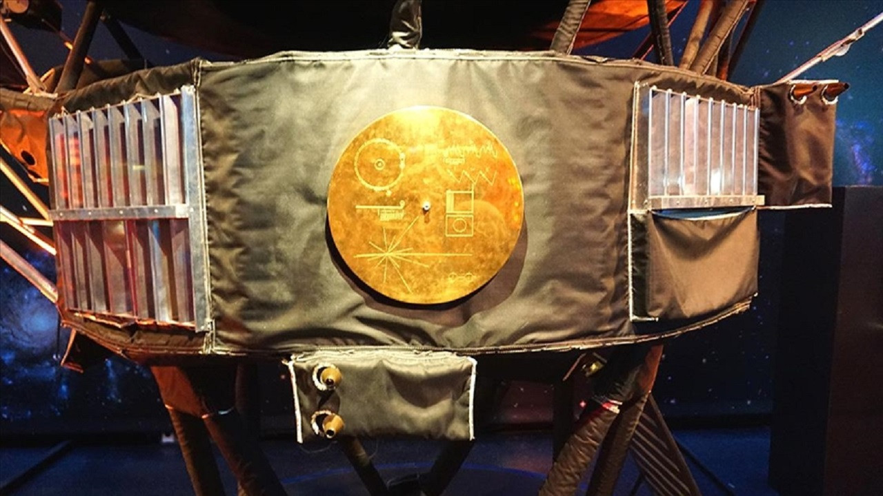 Voyager Altın Kayıtları'nın bir kopyası açık artırmaya çıkıyor