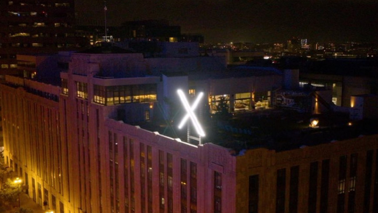 Twitter genel merkezindeki X logosu kaldırıldı
