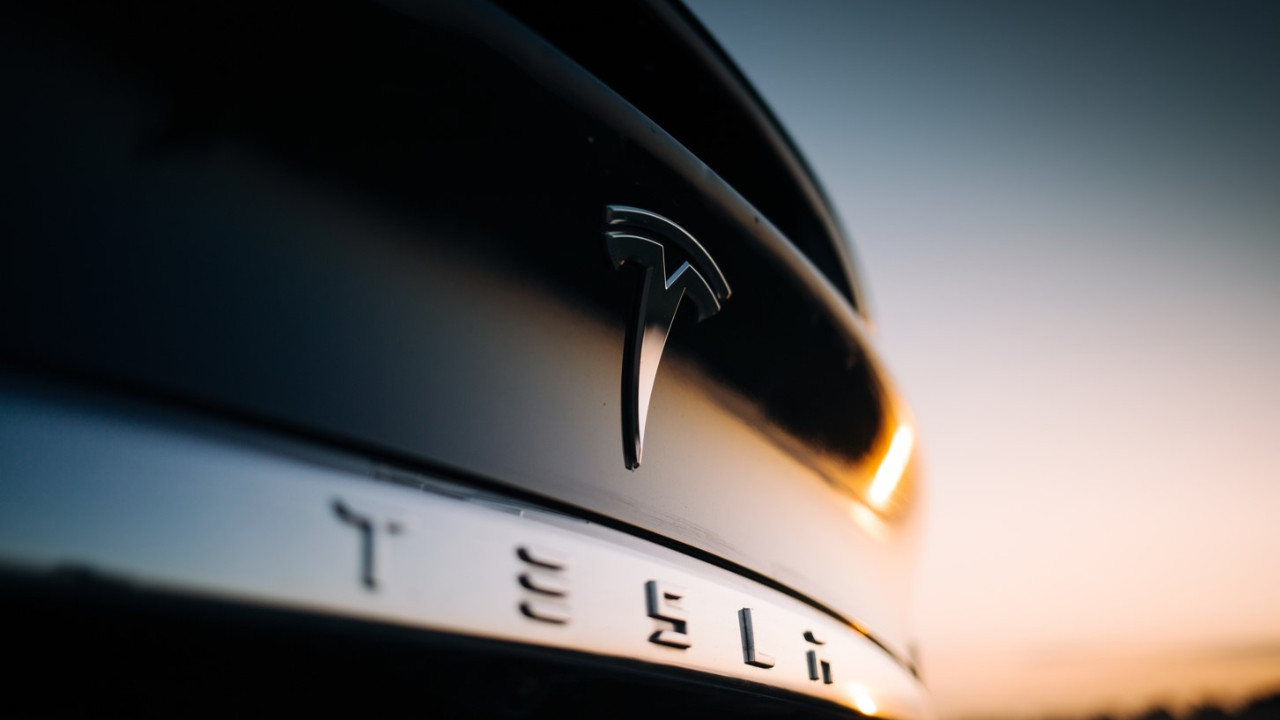 Almanya'da işler ters gidiyor: Tesla üretimini her hafta biraz daha kısıyor