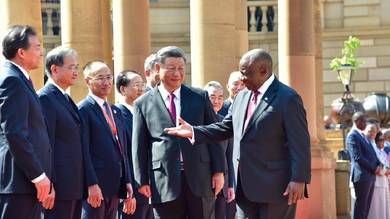 The Guardian yazdı: Şi Cinping'in BRICS konuşmasını yapmaması söylentilere neden oldu