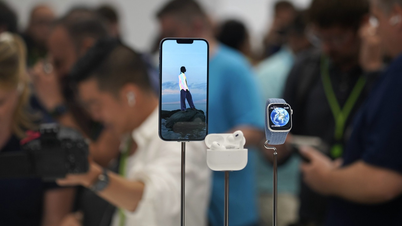 Apple sınırları test ediyor: Yeni iPhone pro'da fiyatlar 100 dolar artırılacak