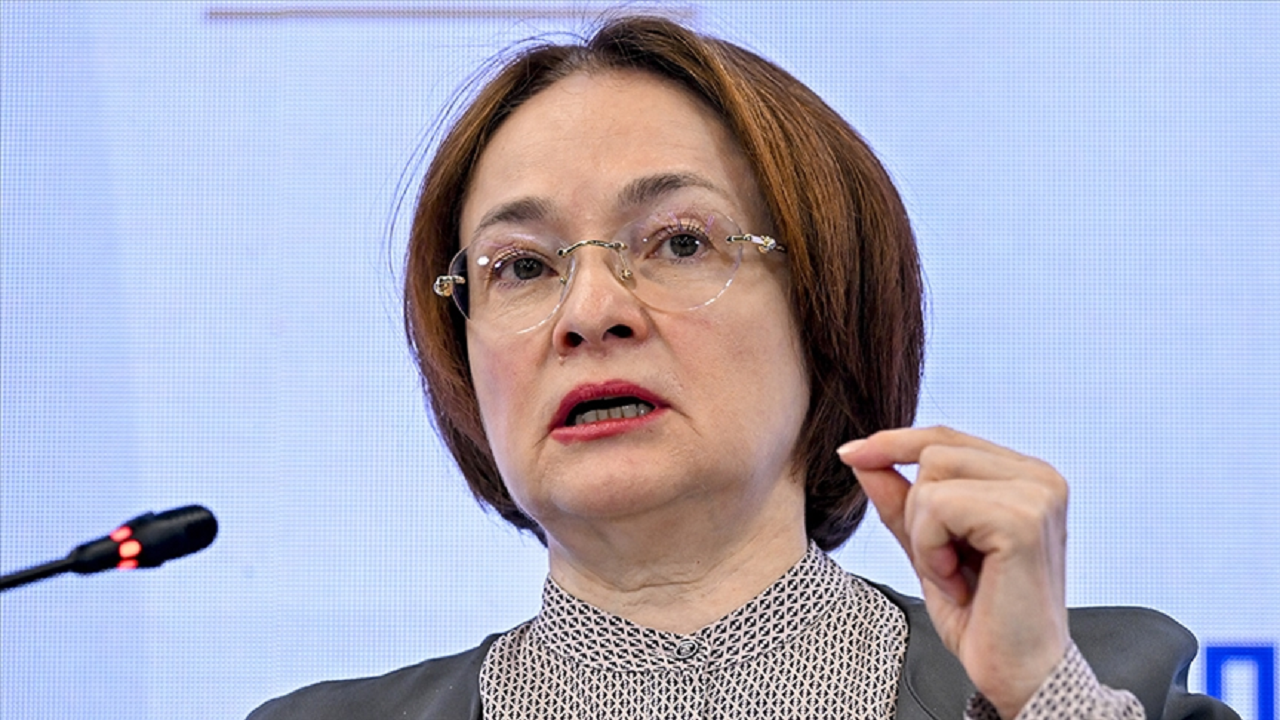 Rusya Merkez Bankası Başkanı Nabiullina: Faizi uzun süre yüksek tutacağız
