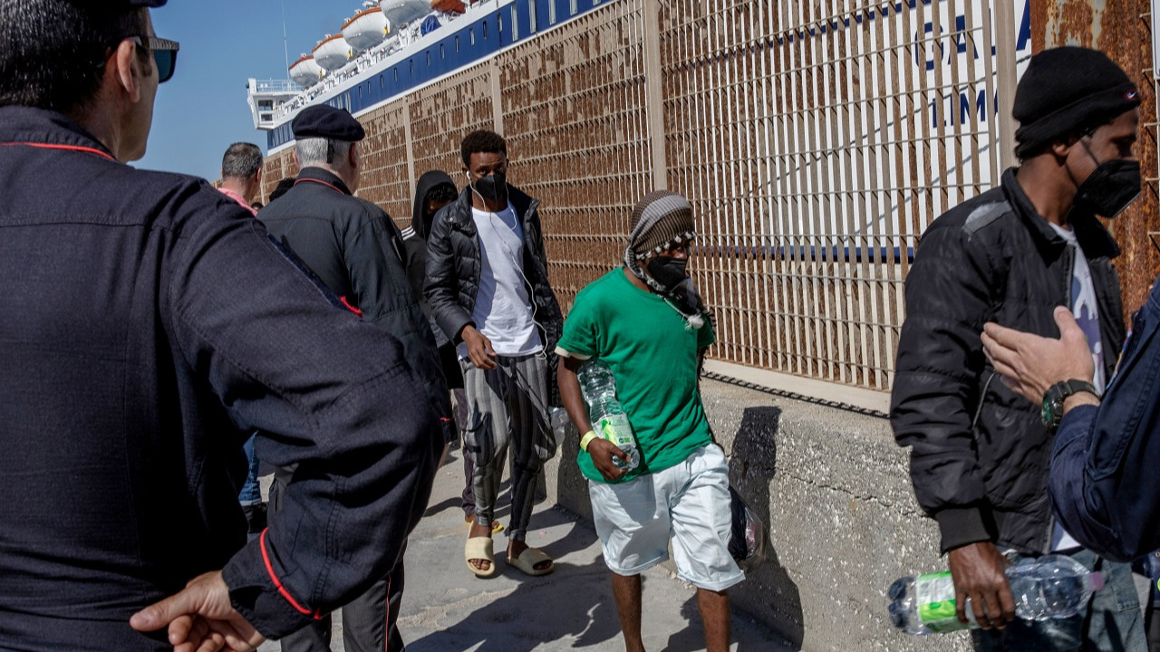 New York Times yazdı: Başbakan Meloni'nin üzerindeki göçmen baskısını artıran İtalya adası
