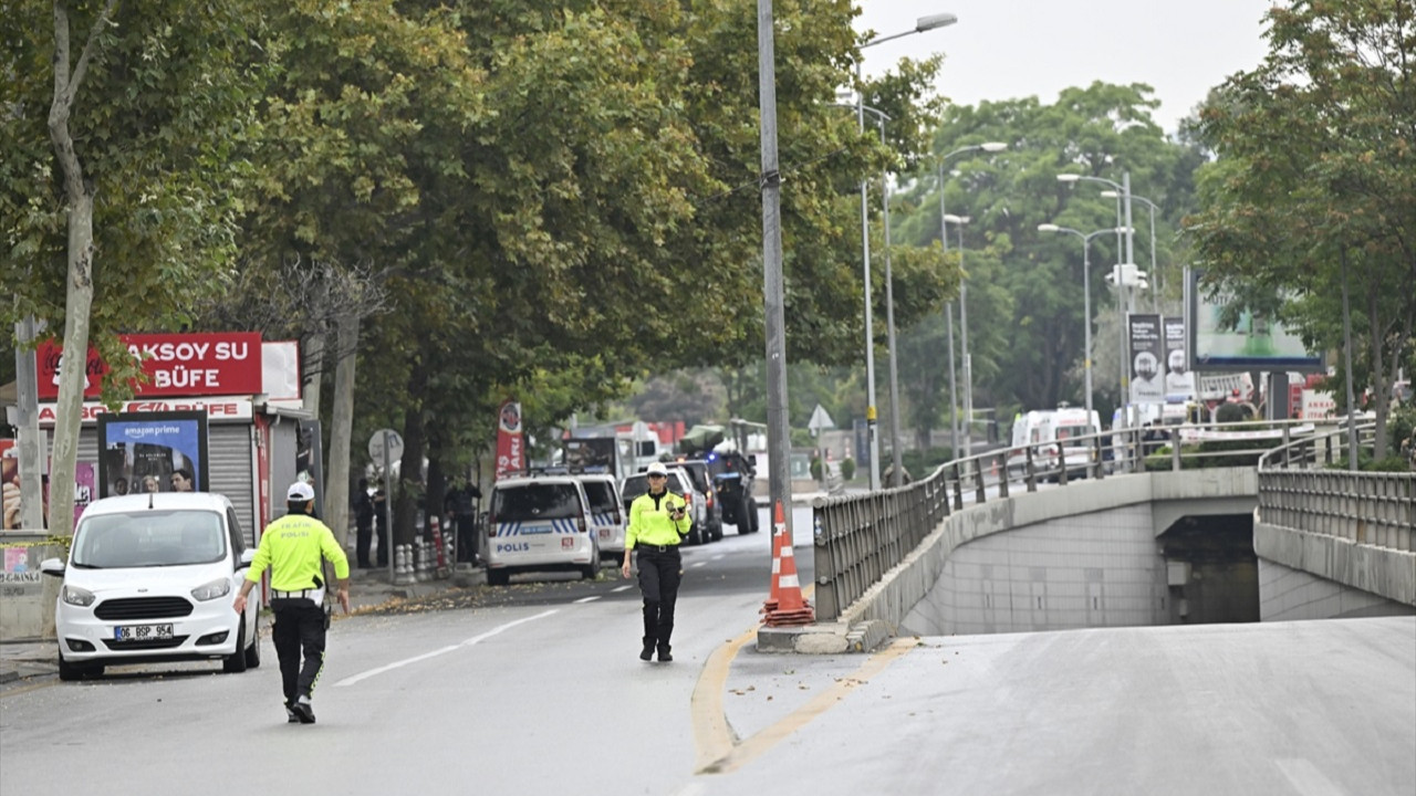 Ankara Emniyet Müdürlüğü, kontrollü patlatılacak şüpheli paketlere karşı Başkentlileri uyardı
