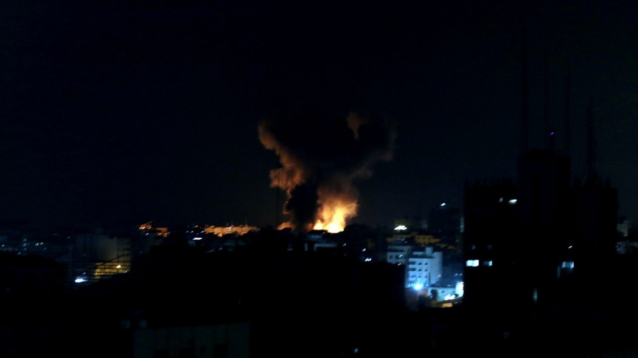 İsrail: Rehinelere zarar verme pahasına Gazze'ye yönelik saldırılara devam edeceğiz