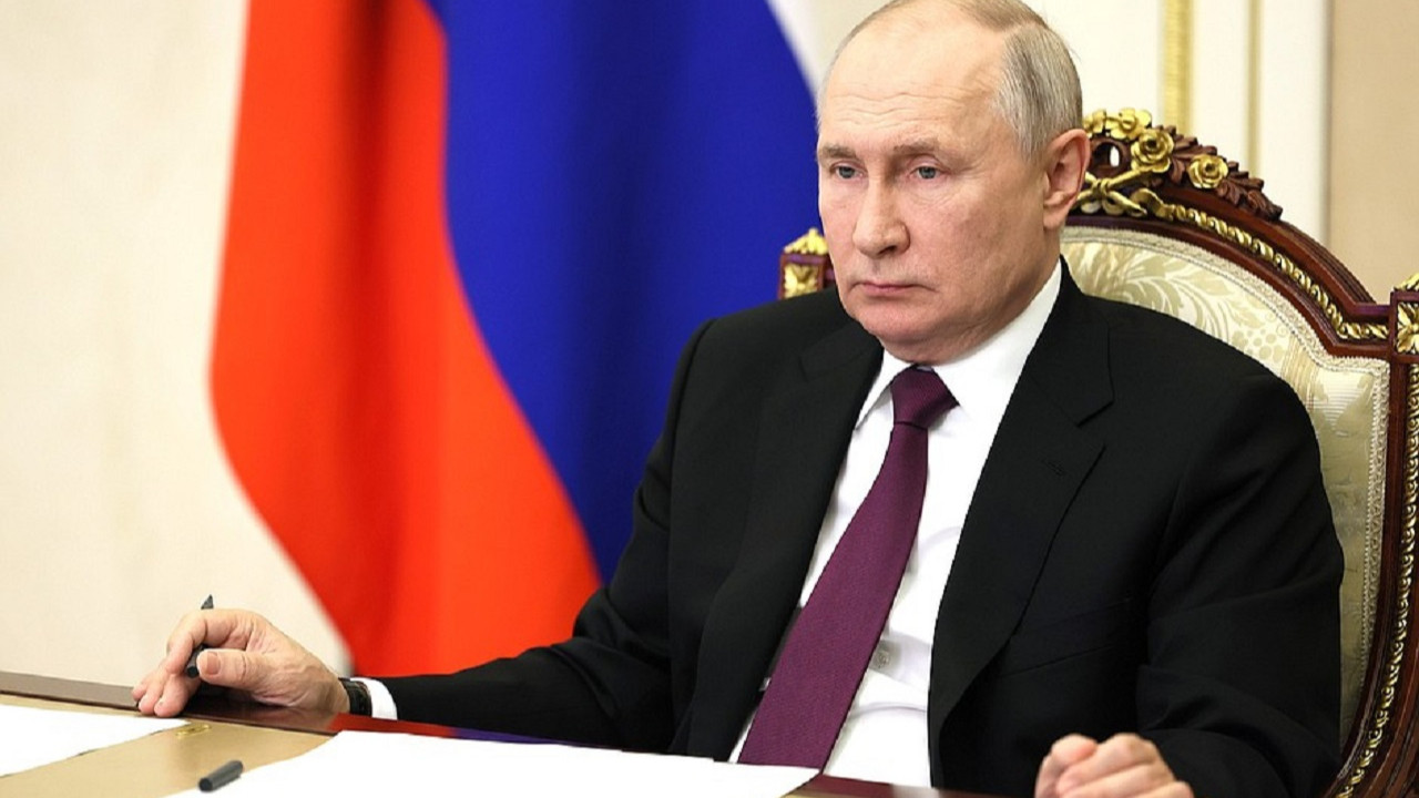 Rusya lideri Putin'den Batı açıklaması: Savaşmak istiyorlarsa bu bambaşka bir savaş olur