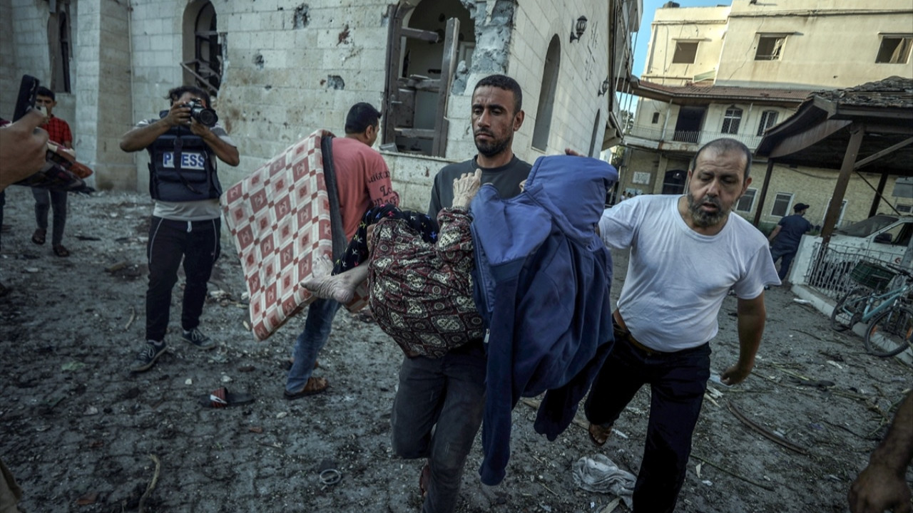 Filistin: İsrail savaşı sürdürmek için hastane katliamının sorumluluğundan kaçıyor