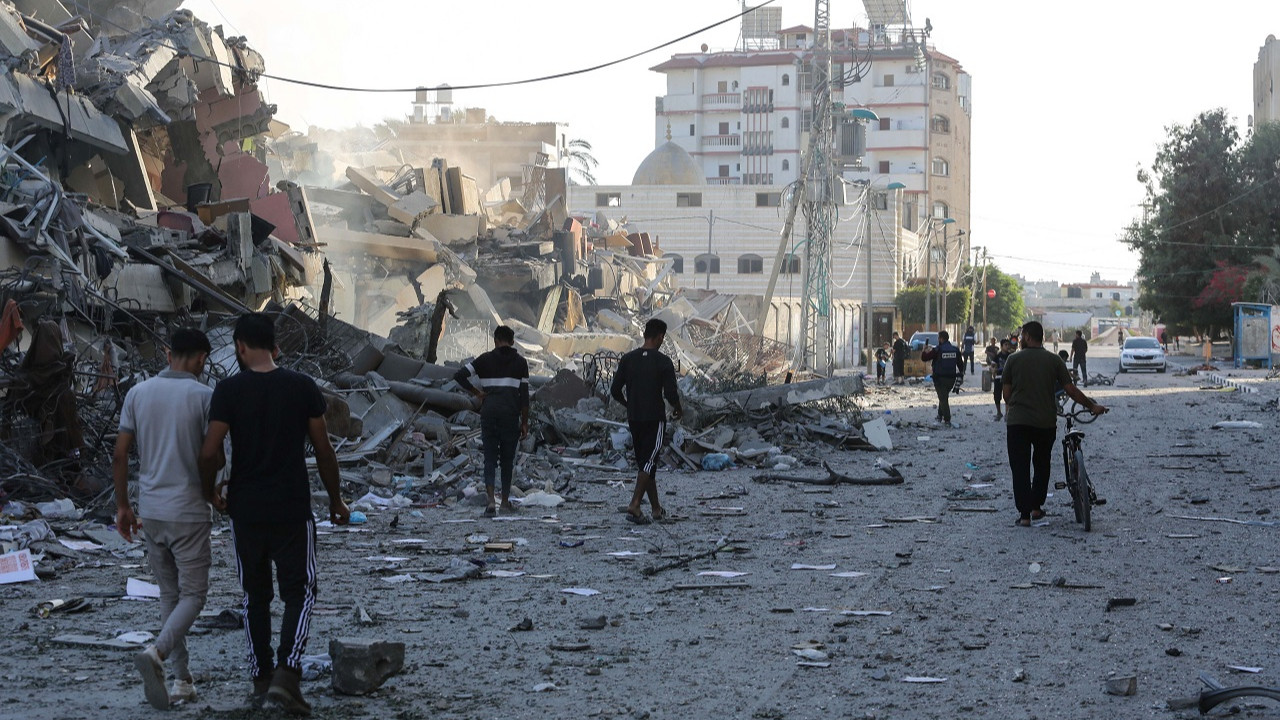 New York Times yazdı: Gazze'nin güneyine gitmek 3 dolardı, şimdi 300 dolar istiyorlar