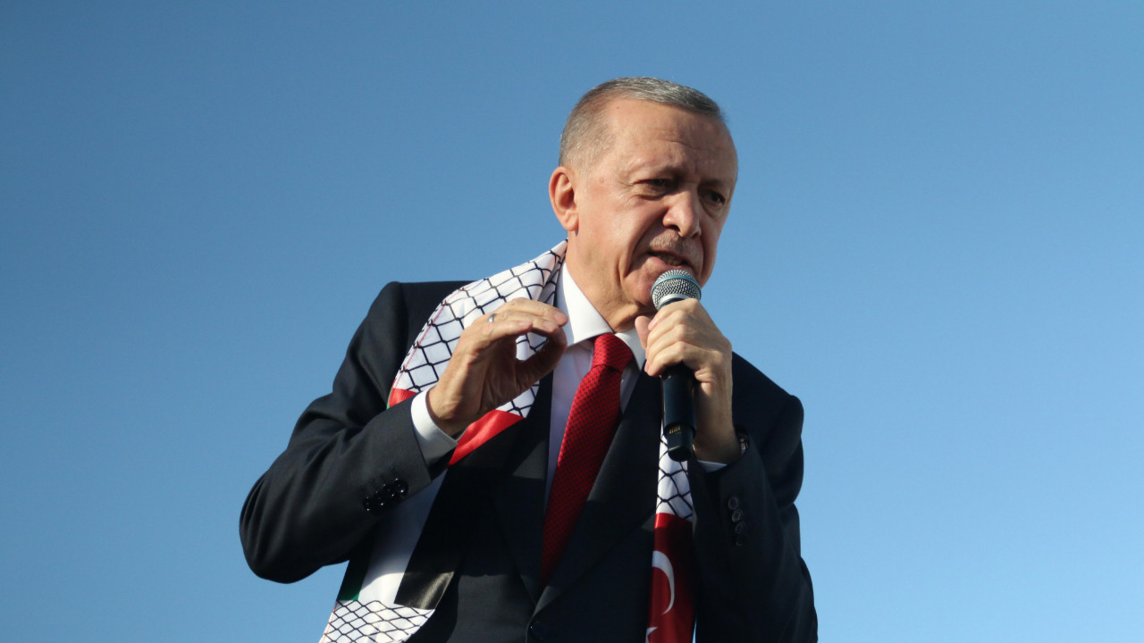Erdoğan: İsrail'i savaş suçlusu olarak dünyaya ilan edeceğiz