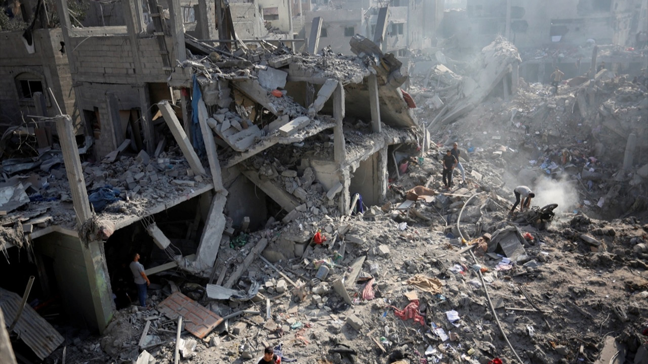 İsrail'in saldırılarında Gazze'de 35 bin konut tamamen yıkıldı