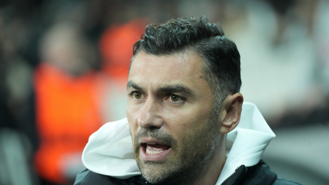 Beşiktaş teknik direktörü Burak Yılmaz istifa etti