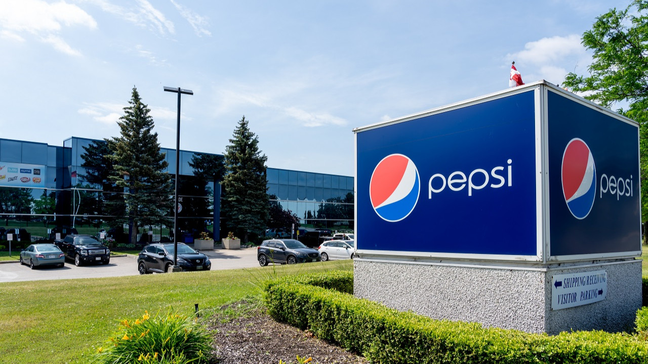 Bloomberg yazdı: Pepsi yıllar sonra Coca-Cola'yı tahtından etme yolunda